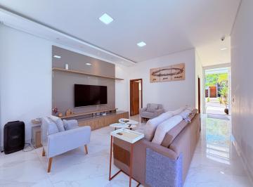 Casa · 340m² · 4 Quartos · 6 Vagas · Casa a Venda no Condomínio Aruã Ecopark com fundo e lateral reserva