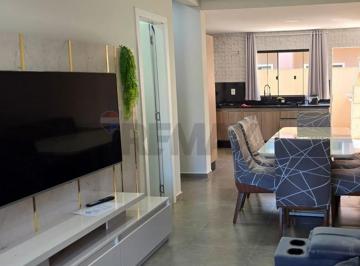 Casa · 1320m² · 3 Quartos · Sobrado A VENDA  em Guaratuba, aceita permuta! PR