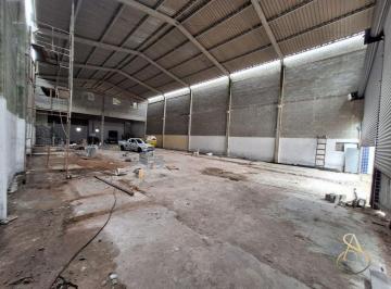 Comercial · 750m² · Galpão em Vila Tupi, Praia Grande/SP de 750m² para locação R$ 35.000,00/mes