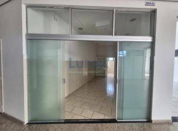 Comercial · 30m² · Sala em Santa Cruz, Valinhos/SP de 30m² à venda por R$ 72.900,00 ou para locação R$ 800,00/mes