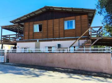 Casa · 258m² · 5 Quartos · 3 Vagas · Sobrado em Itajuba, Barra Velha/SC de 258m² 5 quartos à venda por R$ 850.000,00
