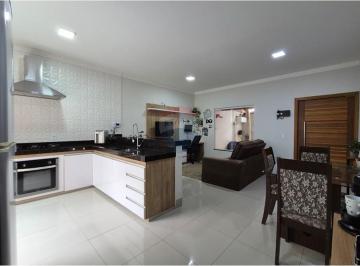 Casa · 110m² · 2 Quartos · Casa em Centro, Botucatu/SP de 110m² 2 quartos à venda por R$ 375.000,00