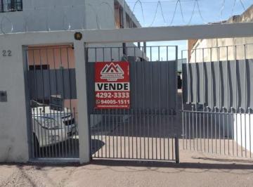 Casa · 100m² · 6 Quartos · 10 Vagas · Casa em Vila Lúcia, Poá/SP de 100m² 6 quartos à venda por R$ 850.000,00