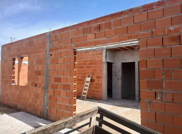 Casa · 90m² · 2 Quartos · 2 Vagas · Casa em Centro, Mogi Guaçu/SP de 90m² 2 quartos à venda por R$ 85.000,00