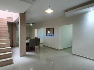 Casa · 237m² · 4 Quartos · 3 Vagas · Casa em Jardim Primavera, Bragança Paulista/SP de 237m² 4 quartos à venda por R$ 849.990,00