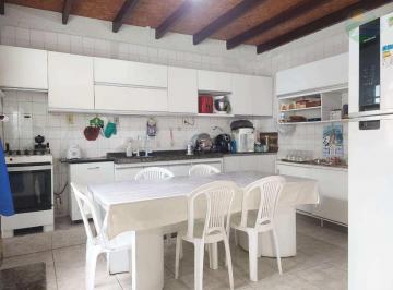 Casa · 240m² · 3 Quartos · 3 Vagas · Casa em Candeias, Jaboatão dos Guararapes/PE de 240m² 3 quartos à venda por R$ 850.000,00