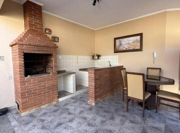 Casa · 240m² · 3 Quartos · 2 Vagas · Casa em Vila Roberto, Mogi Guaçu/SP de 240m² 3 quartos à venda por R$ 600.000,00