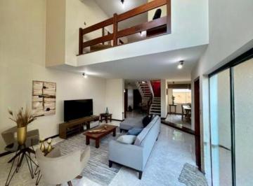 Casa · 220m² · 3 Quartos · 3 Vagas · Sobrado em Jardim Maria Cândida, Caçapava/SP de 220m² 3 quartos à venda por R$ 850.000,00