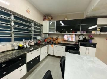 Casa · 180m² · 3 Quartos · 3 Vagas · Sobrado em Vila Silveira, Guarulhos/SP de 180m² 3 quartos à venda por R$ 848.000,00