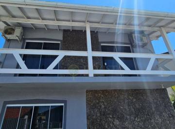 Casa · 200m² · 4 Quartos · 6 Vagas · Casa em Flor de Nápolis, São José/SC de 200m² 4 quartos à venda por R$ 780.000,00