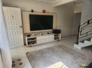 Casa · 120m² · 2 Quartos · 2 Vagas · Casa em Jardim Califórnia, Jacareí/SP de 0m² 2 quartos à venda por R$ 490.000,00