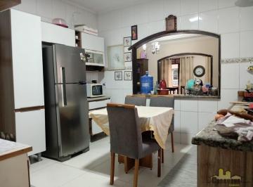Casa · 250m² · 3 Quartos · 2 Vagas · Sobrado em Jardim Altos de Santana I, Jacareí/SP de 0m² 3 quartos à venda por R$ 1.450.000,00