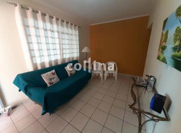 Casa · 132m² · 5 Quartos · 4 Vagas · Sobrado em Jardim Santa Brígida, Carapicuíba/SP de 132m² 5 quartos à venda por R$ 570.000,00