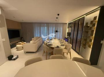 Apartamento · 132m² · 4 Quartos · 3 Vagas · Apartamento em Centro, Balneário Camboriú/SC de 132m² 4 quartos à venda por R$ 3.900.000,00