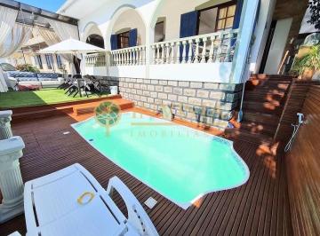 Casa · 220m² · 4 Quartos · 2 Vagas · Casa em Itaguaçu, Florianópolis/SC de 0m² 4 quartos à venda por R$ 1.470.000,00