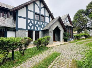 Casa · 1200m² · 5 Quartos · 7 Vagas · Casa em Chácara dos Junqueiras, Carapicuíba/SP de 1200m² 5 quartos à venda por R$ 4.500.000,00 ou pa
