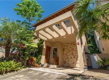Casa · 203m² · 2 Quartos · 3 Vagas · Casa em Higienópolis, Porto Alegre/RS de 203m² 2 quartos à venda por R$ 975.000,00