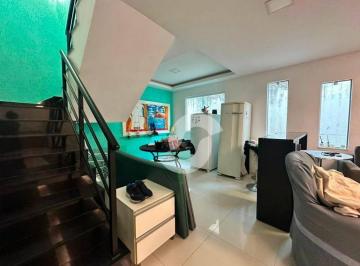 Casa · 186m² · 5 Quartos · 2 Vagas · Casa em Serra Grande, Niterói/RJ de 186m² 5 quartos à venda por R$ 1.400.000,00