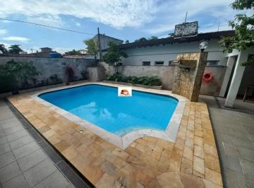 Casa · 254m² · 3 Quartos · 4 Vagas · Casa em Jardim Virgínia, Guarujá/SP de 254m² 3 quartos à venda por R$ 1.300.000,00