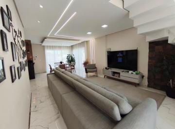Casa · 312m² · 4 Quartos · 6 Vagas · Casa em Xaxim, Curitiba/PR de 312m² 4 quartos à venda por R$ 1.790.000,00