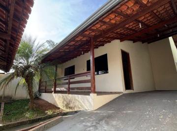 Casa de 3 quartos, Poços de Caldas · Casa 3 quartos- Térrea- Amarliys
