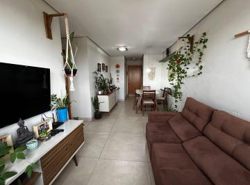 Apartamento de 2 quartos, Guará · Apartamento de 55 m² com 2 quartos à venda no Guará II