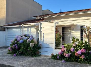Casa de 3 quartos, Poços de Caldas · Casa com Planejados- 3 quartos- Hortênsias