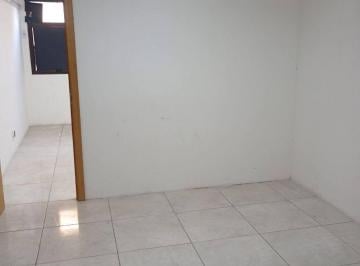 Comercial , Nova Iguaçu · Sala com dois ambientes e banheiro disponível para locação no centro de Nova Iguaçu!!