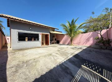 Casa de 6 quartos, Peruíbe · Casa com 6 quartos e área gourmet em Peruíbe.