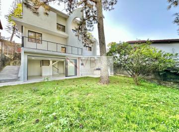 Casa · 237m² · 3 Quartos · 4 Vagas · Cond. Pinus Park - Moderna e integrada - nova!
