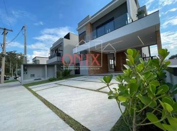 Casa de 3 quartos, Mogi das Cruzes · Casa para venda em Fazenda Rodeio de 230.00m² com 3 Quartos, 3 Suites e 2 Garagens