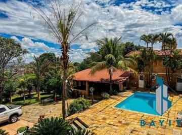 Casa · 1100m² · 6 Quartos · 2 Vagas · Casa à venda - em Joá