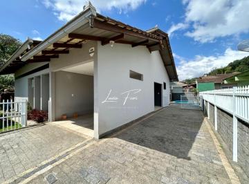 Foto 01 · Casa Plana Com piscina, para Locação no Bairro Itaum - Joinville - SC, próxima a Rua Florianópoli