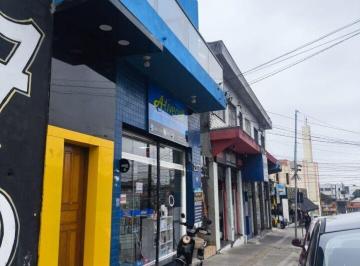 Comercial · 90m² · Sobreloja para locação Zona Leste