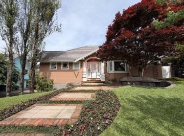 3930b056ae9373880df3cadcb6a669430b62af27 · Casa Mobiliada à Venda em Gramado!