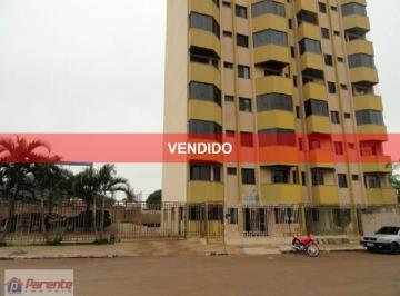 Apartamento · 3 Quartos · 2 Vagas · Apartamento - Centro