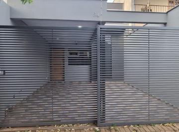 Casa · 72m² · 3 Quartos · 2 Vagas · Casa com 3 quartos à venda no Jardim Antares em Londrina.