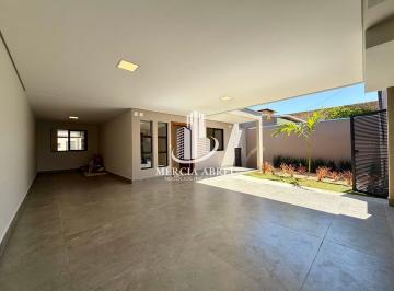 Casa · 220m² · 3 Quartos · 3 Vagas · Casa Alto OK