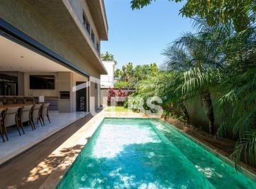 Casa · 536m² · 4 Quartos · 4 Vagas · Belíssimo sobrado de esquina no Alphaville Goiás