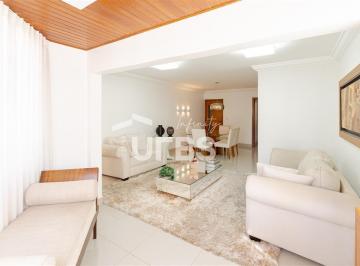 Apartamento · 140m² · 4 Quartos · 2 Vagas · Vendo apartamento no Edifício Leningrado - Nova Suiça
