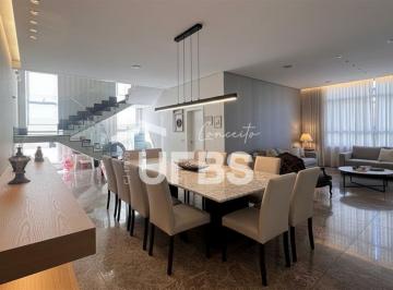 Casa · 547m² · 6 Quartos · 4 Vagas · Excelente sobrado no Portal do Sol 2