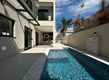 Casa · 263m² · 4 Quartos · 4 Vagas · Casa nova com 4 suítes no Condomínio Terras do Vale em Caçapava