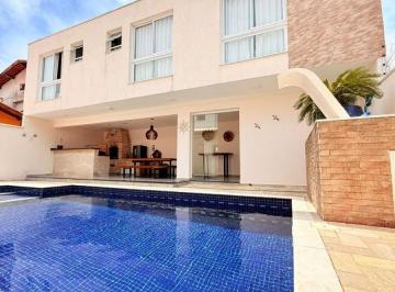 Casa de 7 quartos, Peruíbe · Casa com 7 quartos e piscina em Peruíbe - R$ 1.700.000,00.