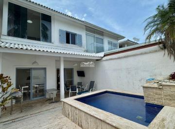 Casa de 3 quartos, São Sebastião · Seu refúgio na Praia de Maresias