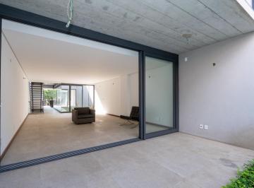 3ffcacb5-63ba-4fbc-be2a-0f73a921ec6b · Excelente casa para venda em Vila Madalena com 3 quartos, sendo 3 suítes, 278m²