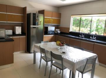 Casa de 3 quartos, Várzea Paulista · Sobrado à venda em Jardim Mirante em Várzea Paulista bem localizado