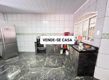Casa de 3 quartos, Águas Lindas de Goiás · Casa mansão por sol