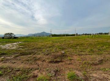Terreno , Imbituba · Terreno de 300m²disponível no Loteamento Reserva do Lago, em Imbituba/Garopaba/SC.