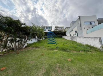 Foto 01 · ALPHAVILLE II | TERRENO 498 M² | ACLIVE | CONDOMÍNIO FECHADO | SALVADOR  Terreno de 498 m² em aclive