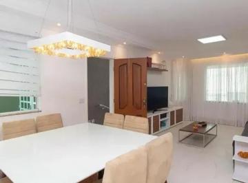 Casa de 3 quartos, São Paulo · Casa de 300 m² com 3 suítes à venda no Tucuruvi.